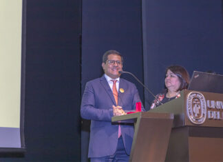 Presidente del Directorio de Caja Huancayo reconocido como embajador de los Premios +50 Emprende Perú