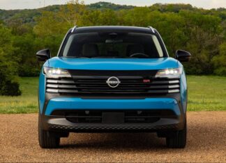 Nissan Kicks SR AWD rediseñado para el 2026