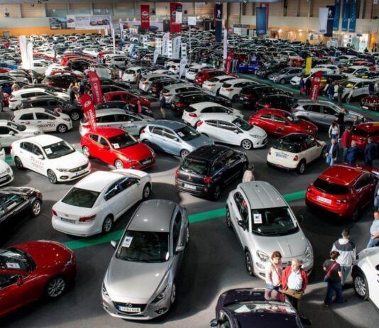 Mercado automotriz apuntó a mayor integración entre autos nuevos y seminuevos hacia 2026